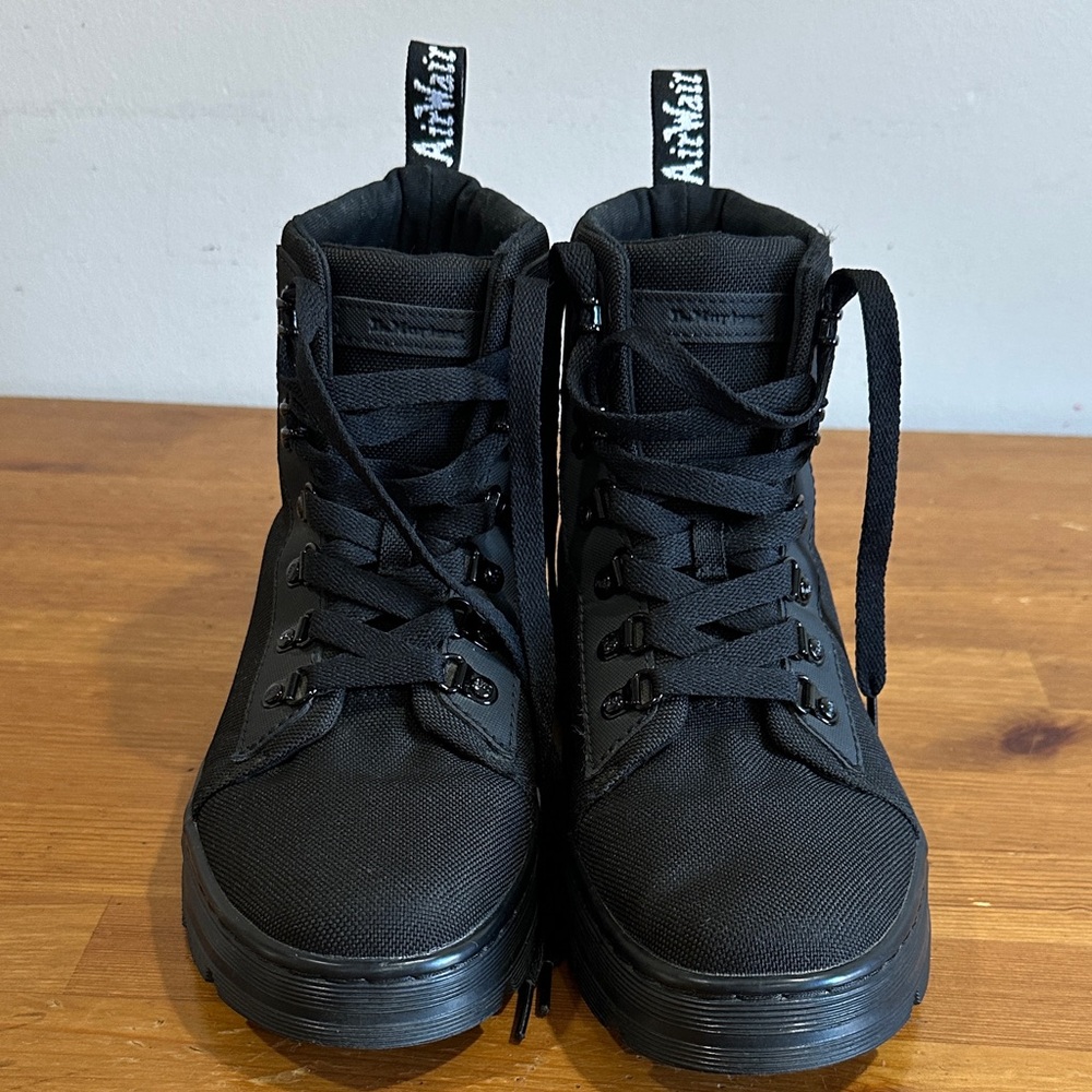 Dr. Martens Black Combs Boots size 41 (9) - Picture 4 of 13